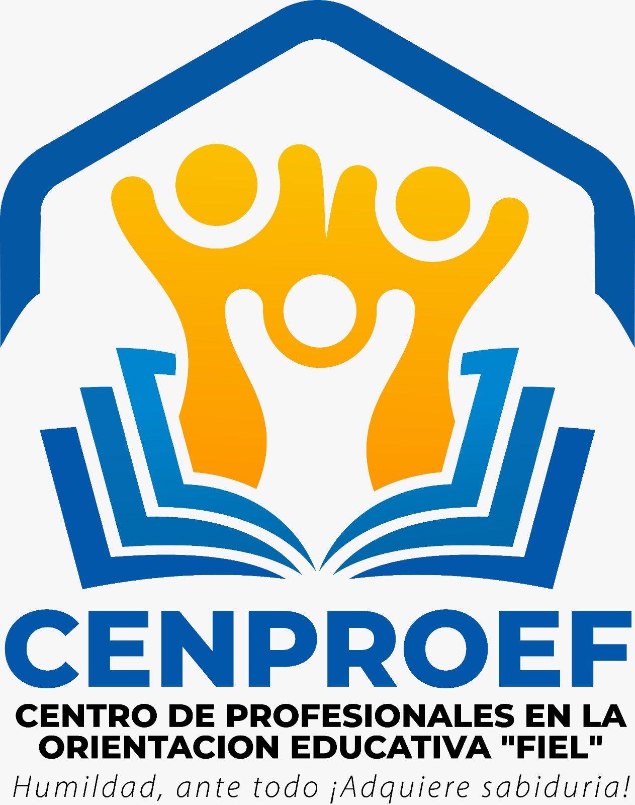 Equipo y estudiantes de CENPROEF